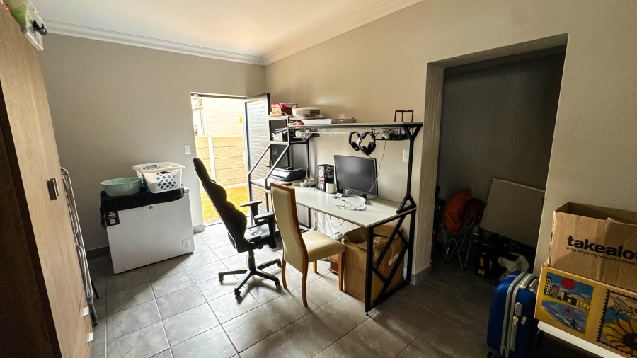 2 Bedroom Property for Sale in Dana Bay Western Cape